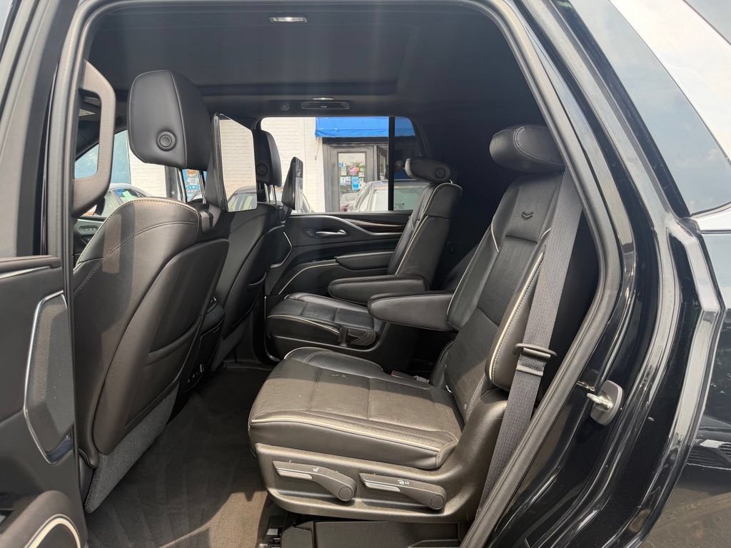 Used 2021 Cadillac Escalade Premium Luxury w/ Driver Assist Tech Package AWD/4WD image 14