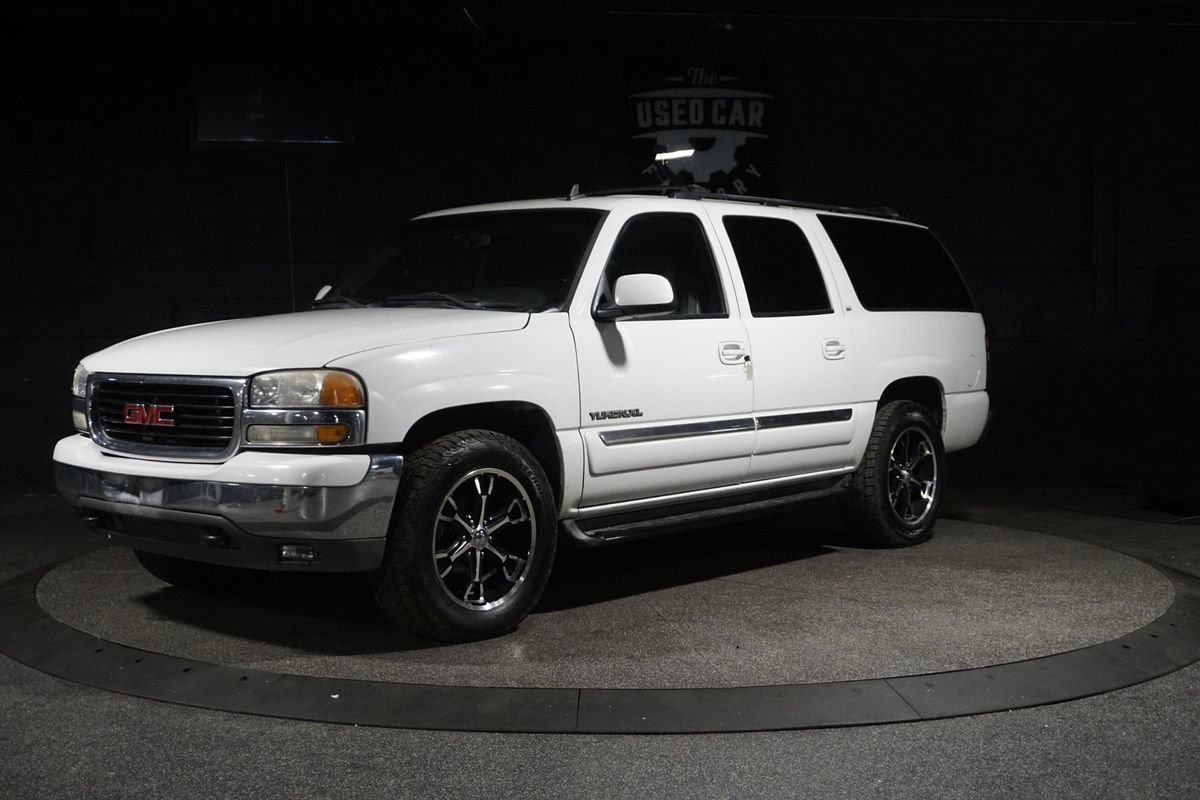 Used 2006 GMC Yukon XL SLT w/ SLT Preferred Equipment Group AWD/4WD image 1