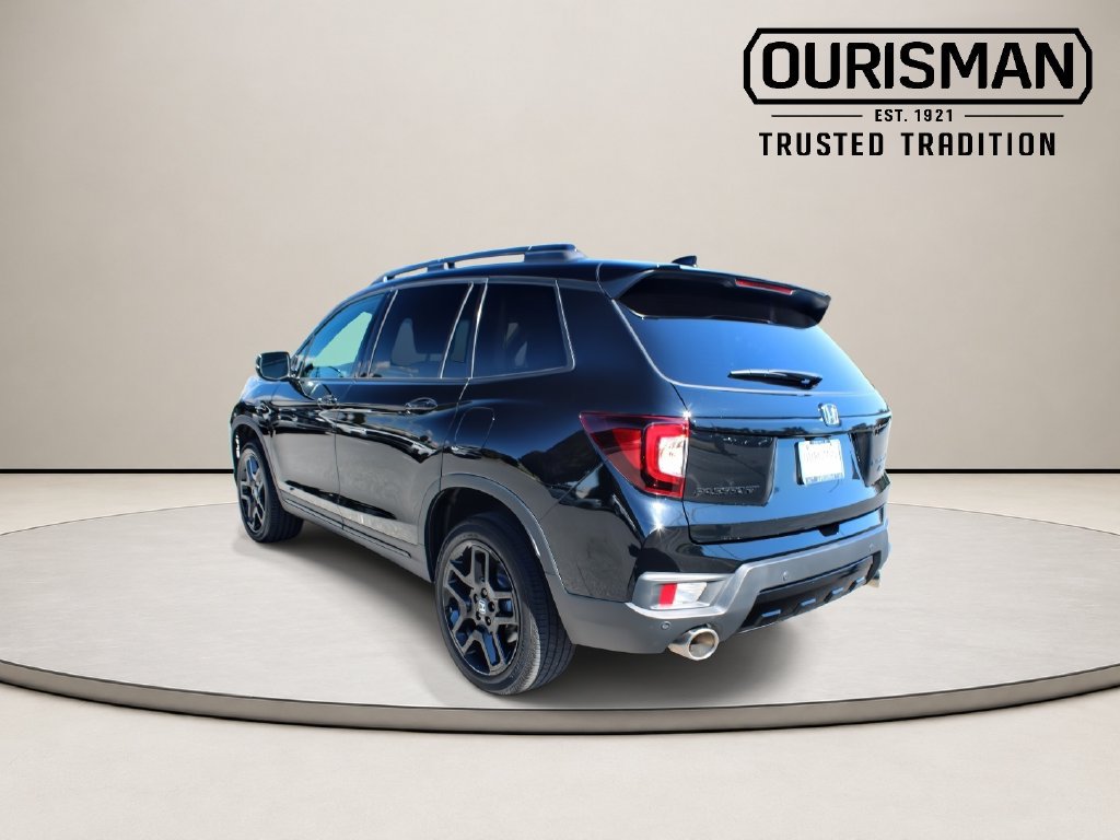 Used 2024 Honda Passport Black Edition image 8