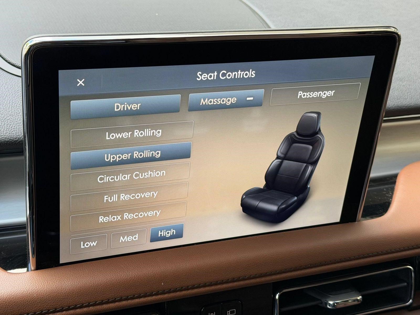 Used 2023 Lincoln Aviator Reserve w/ Equipment Group 201A AWD/4WD image 34
