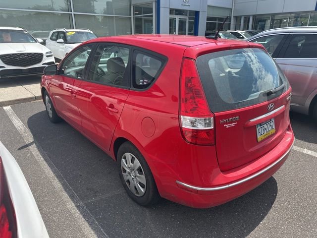 Used 2010 Hyundai Elantra GLS FWD image 6