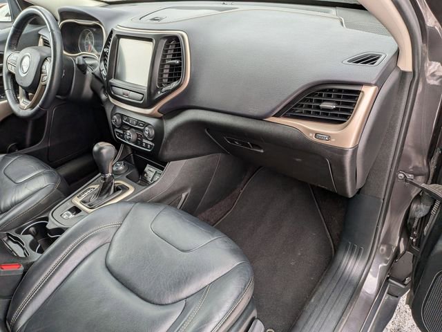 Certified 2017 Jeep Cherokee High Altitude image 34