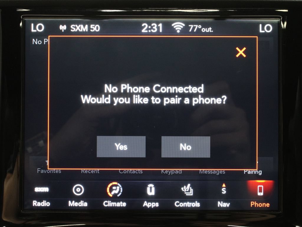 Used 2019 RAM 1500 Laramie AWD/4WD image 25