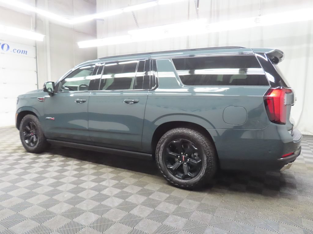 Used 2026 GMC Yukon XL AT4 Ultimate AWD/4WD image 7