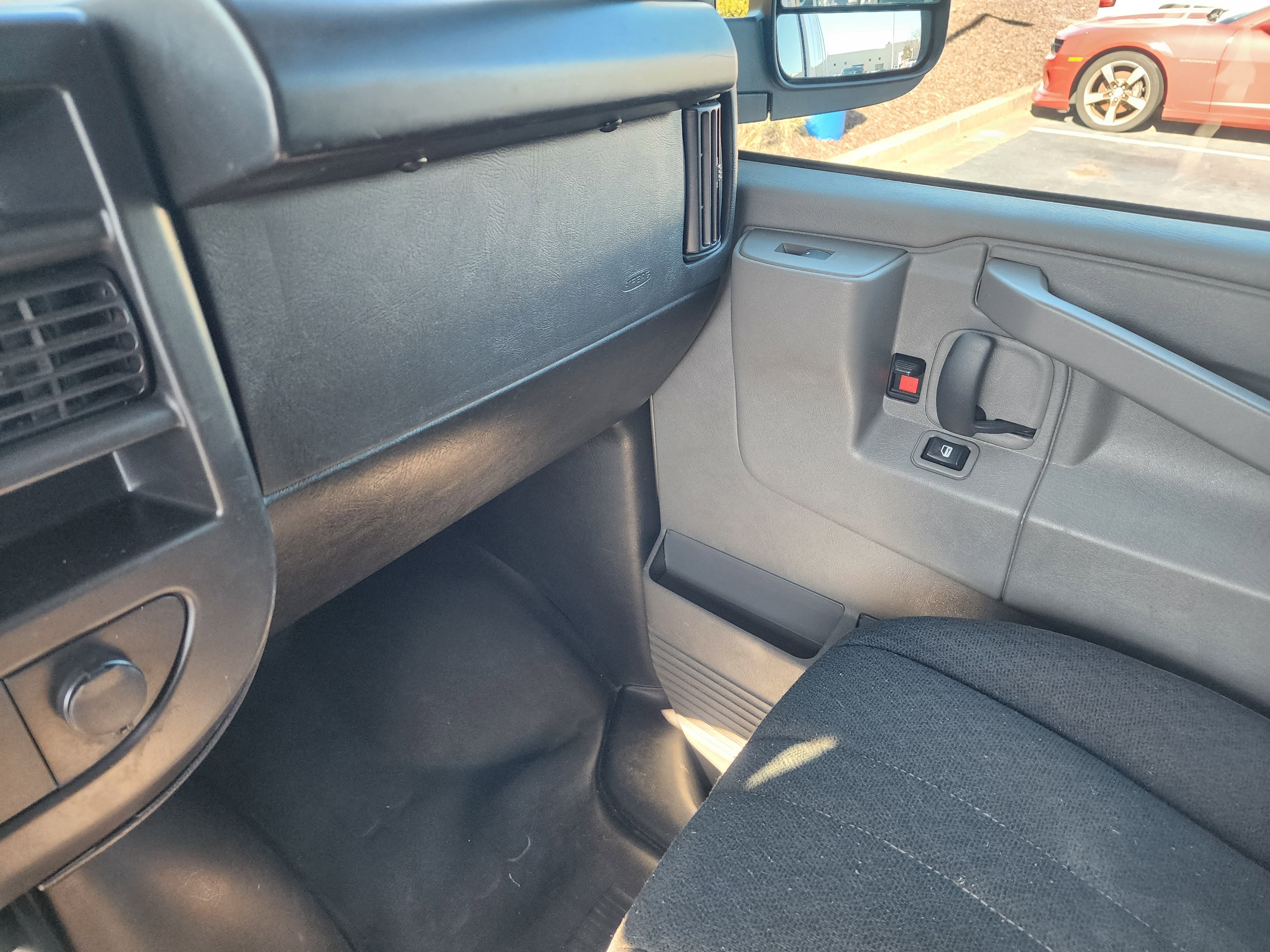 Used 2024 Chevrolet Express 2500 w/ Driver Convenience Package image 35