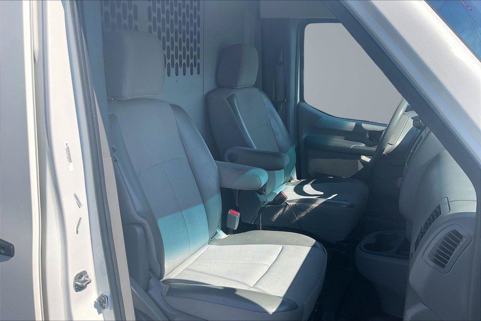 Used 2020 Nissan NV 2500 S RWD image 8