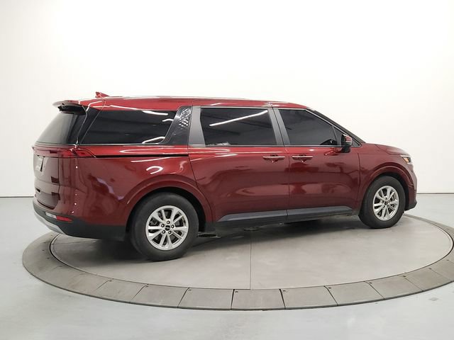 Used 2023 Kia Carnival LX FWD image 7