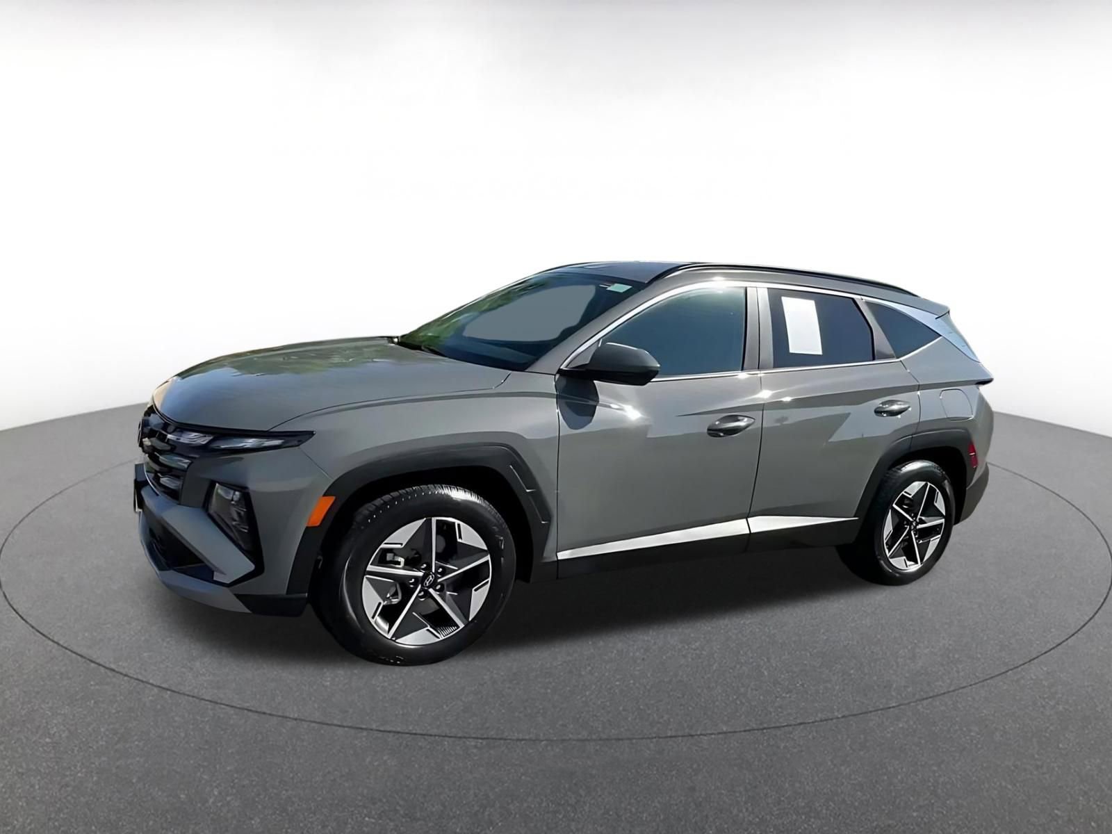 Used 2025 Hyundai Tucson Blue image 8