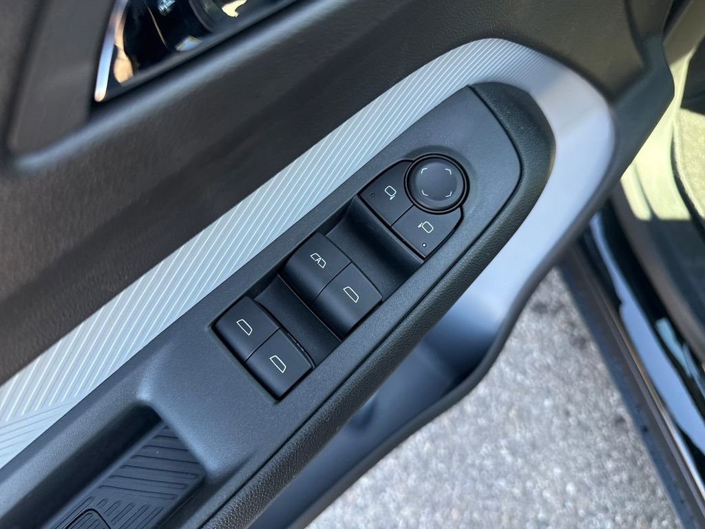 New 2027 Chevrolet Bolt LT w/ Comfort Package image 11