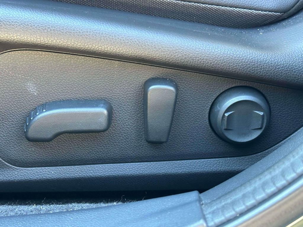 Certified 2024 Subaru Crosstrek 2.5i Limited image 16