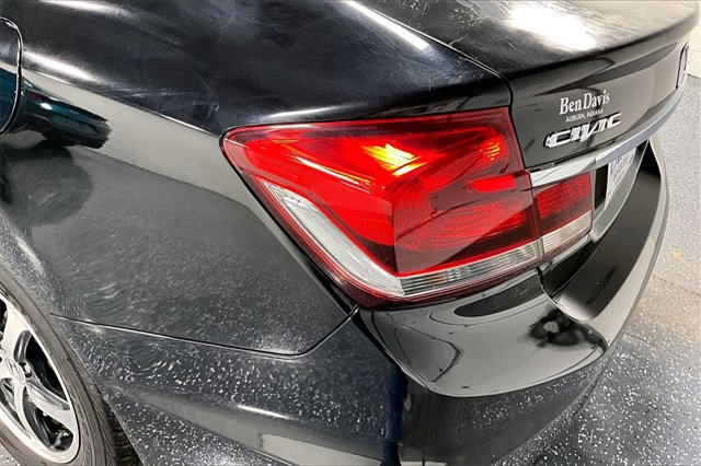 Used 2015 Honda Civic SE image 19