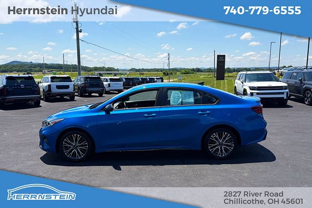 Used 2023 Kia Forte GT-Line FWD image 4