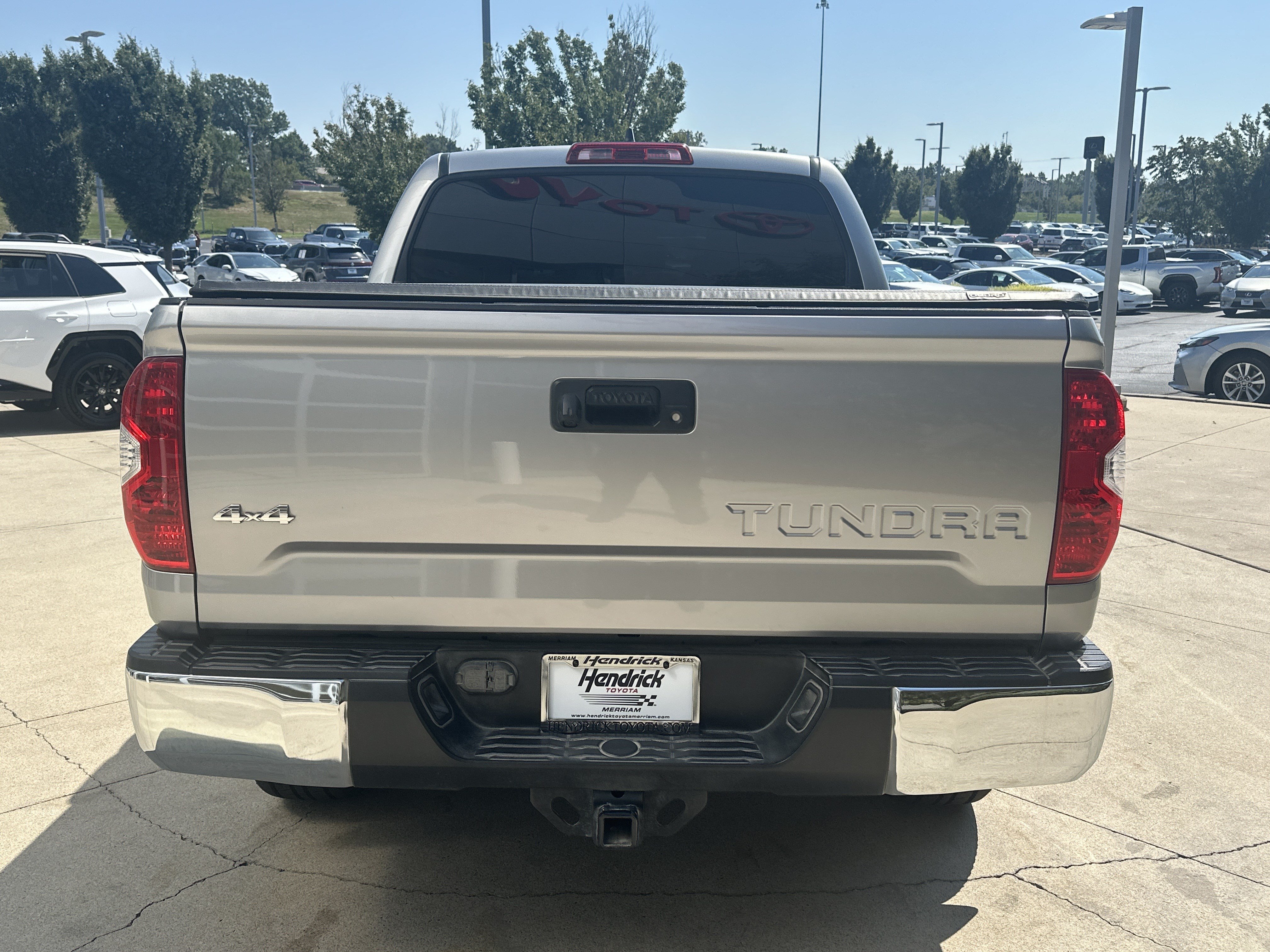 Used 2021 Toyota Tundra Limited AWD/4WD image 8