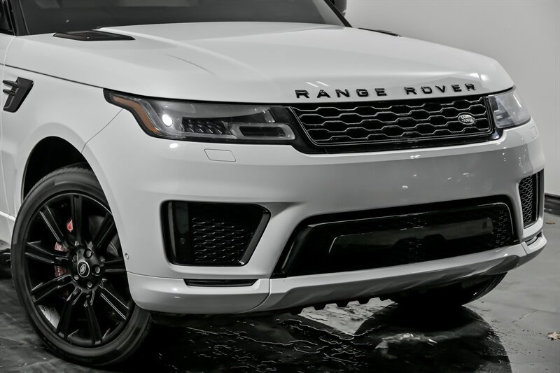 Used 2020 Land Rover Range Rover Sport HST AWD/4WD image 2