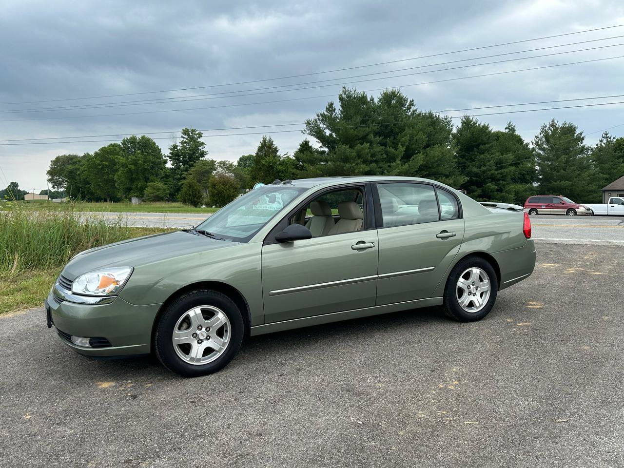 Used 2004 Chevrolet Malibu LT w/ Preferred Equipment Group FWD image 3