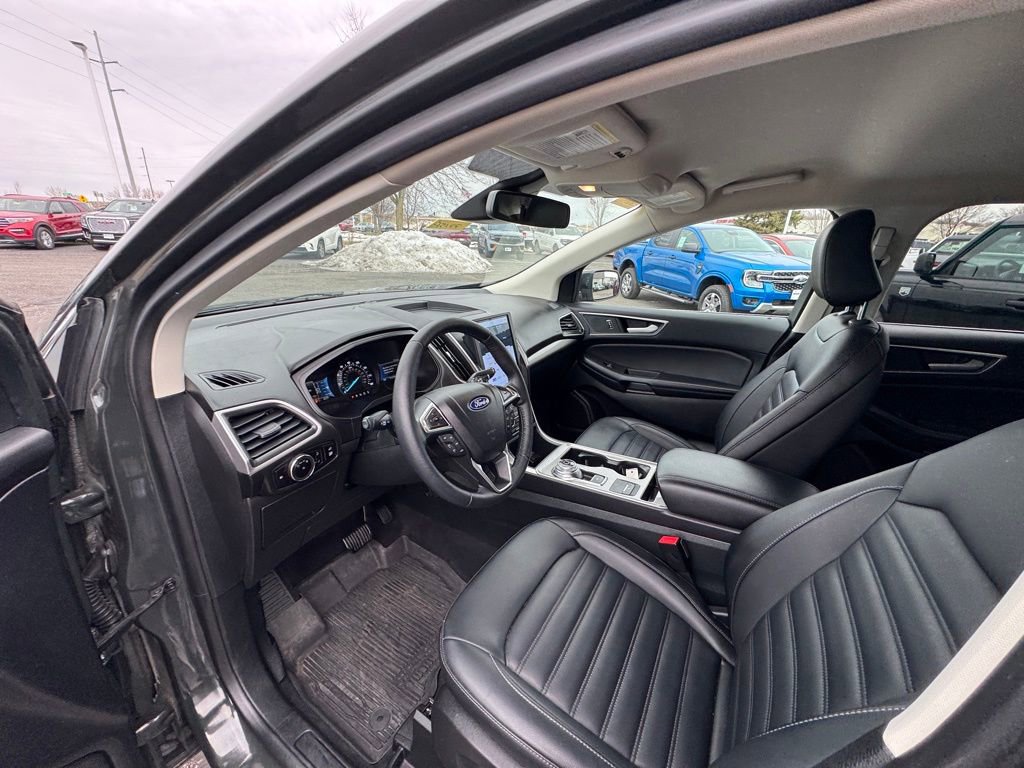 Certified 2024 Ford Edge SEL w/ Convenience Package image 12