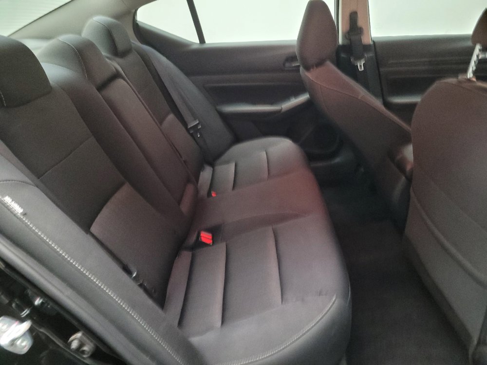 Used 2025 Nissan Altima 2.5 SV FWD image 19