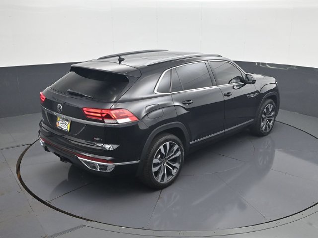 Used 2022 Volkswagen Atlas Cross Sport SEL Premium R-Line w/ Cross Sport MDO Package AWD/4WD image 17