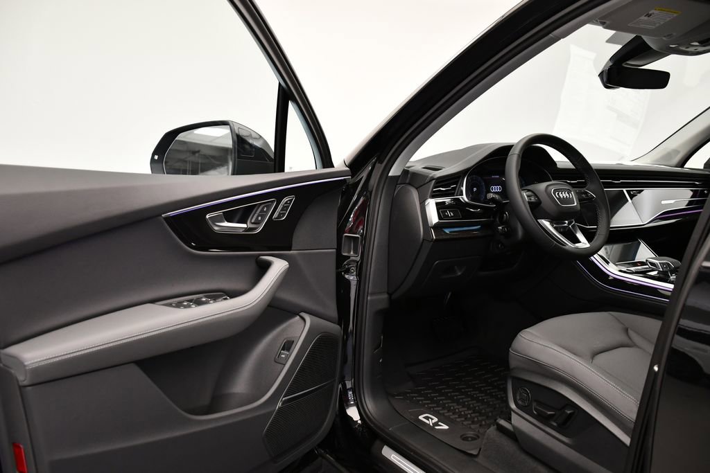New 2025 Audi Q7 3.0T Premium Plus image 36