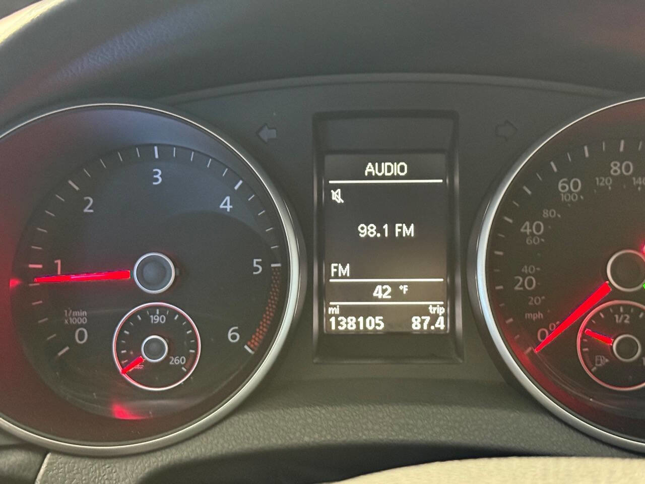 Used 2014 Volkswagen Jetta TDI FWD image 10