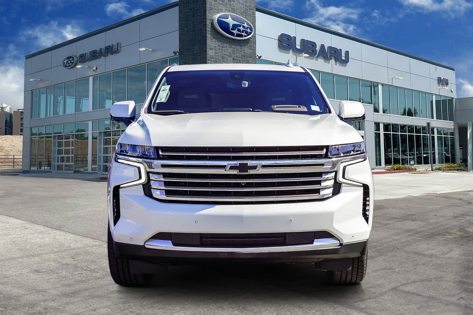 Used 2021 Chevrolet Tahoe High Country w/ Premium Package image 2