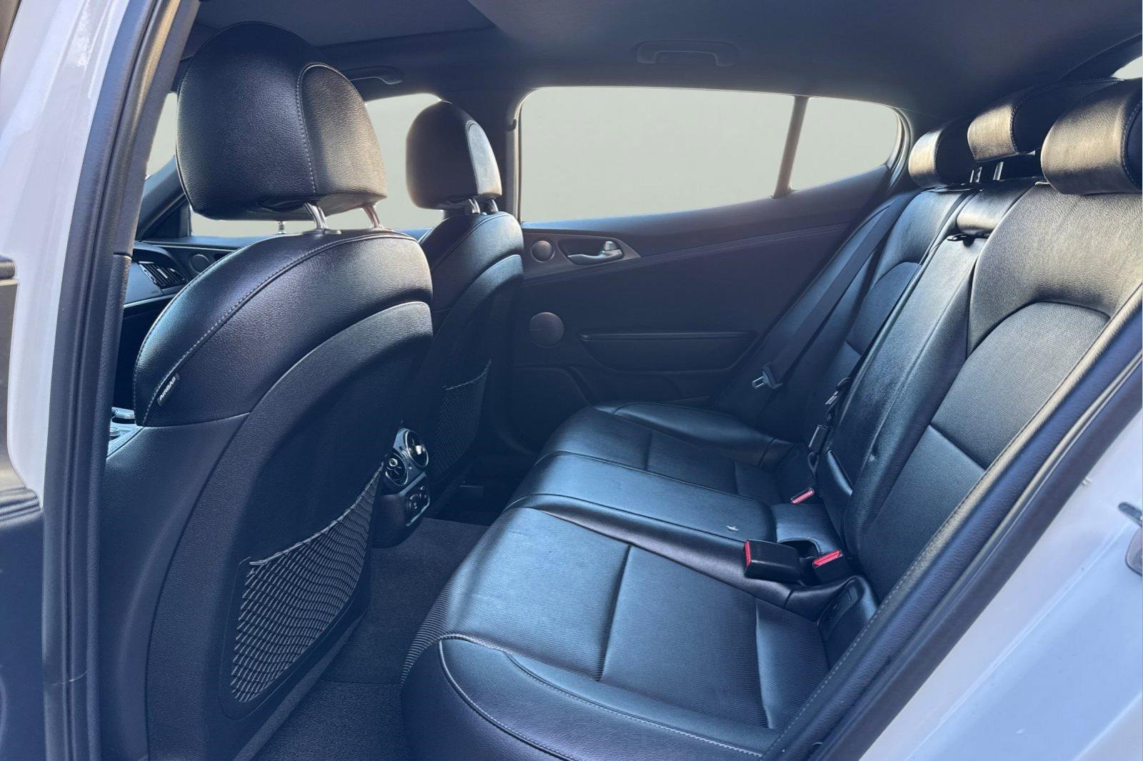 Used 2021 Kia Stinger GT1 image 5