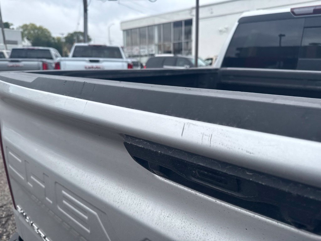 Used 2022 Chevrolet Silverado 1500 LTZ w/ LTZ Premium Package AWD/4WD image 29