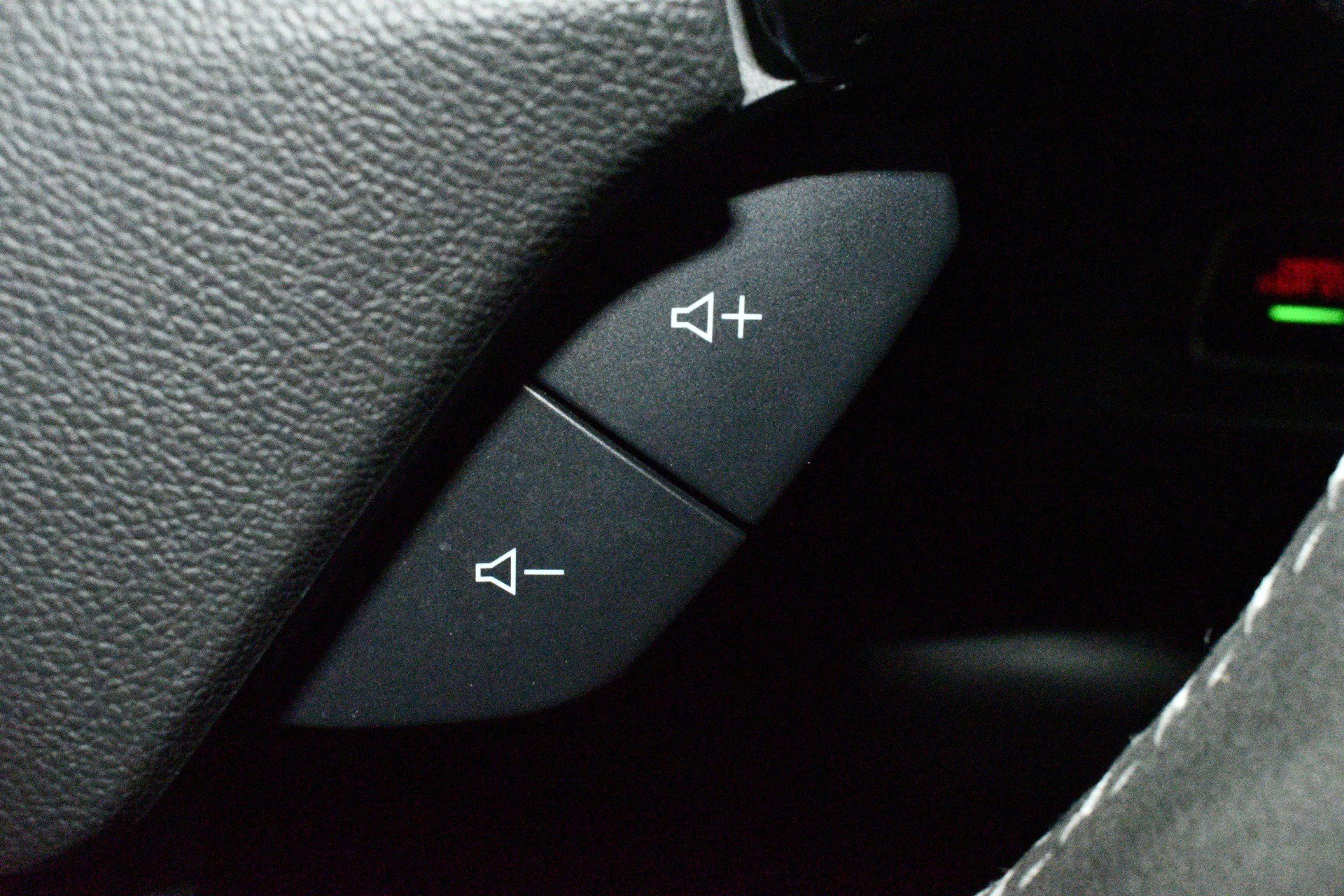 Used 2019 Chevrolet Camaro SS image 32