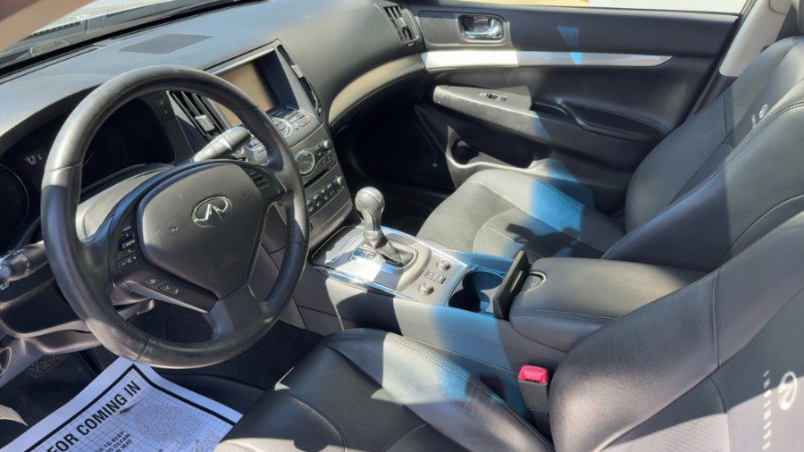 Used 2013 INFINITI G37 x Sedan w/ Premium Pkg AWD/4WD image 7