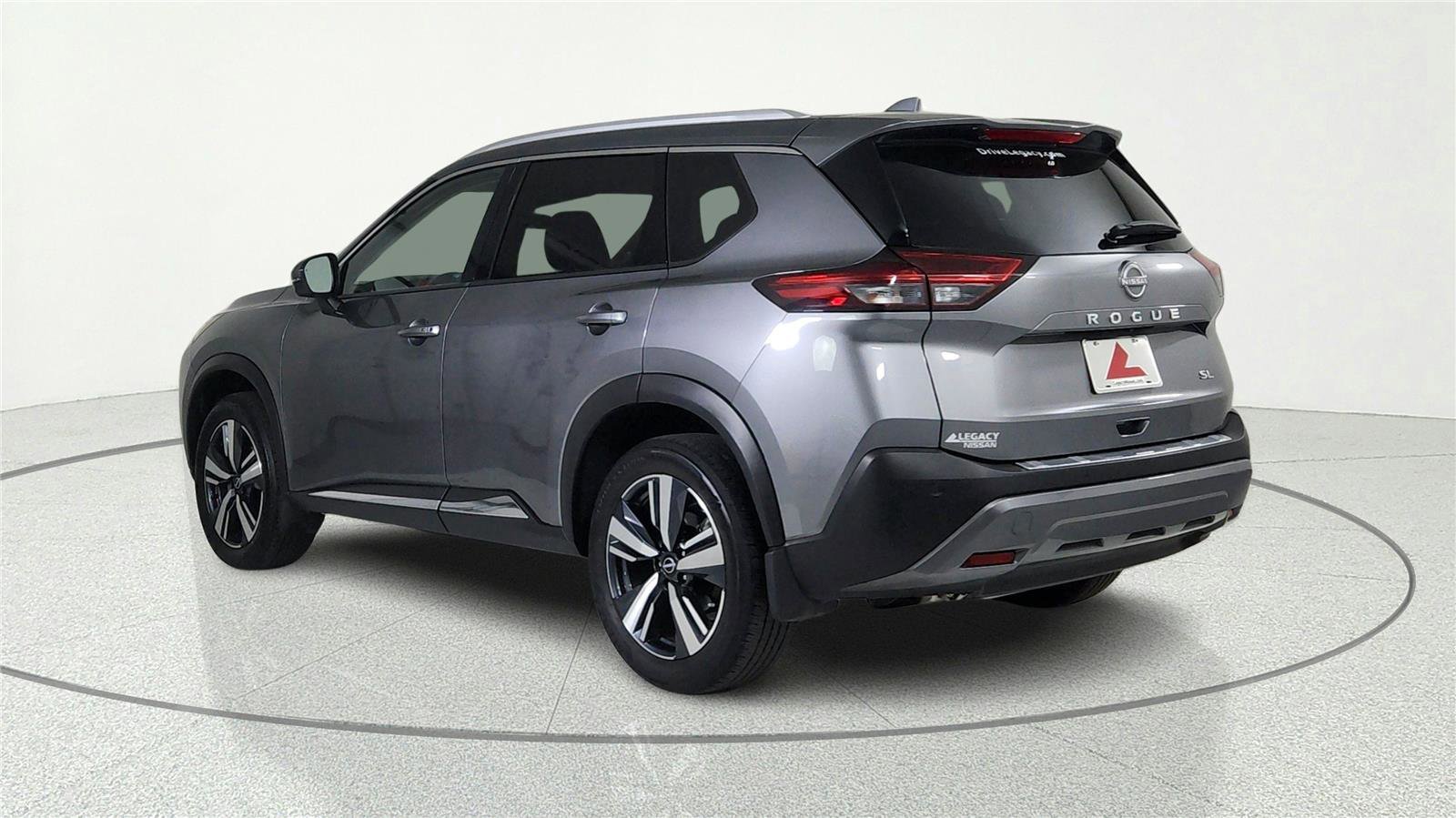 Certified 2023 Nissan Rogue SL image 4