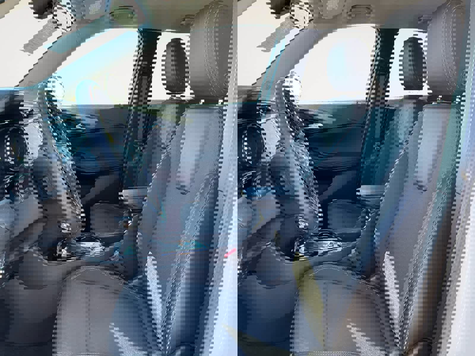 Used 2021 Buick Encore GX Select image 10