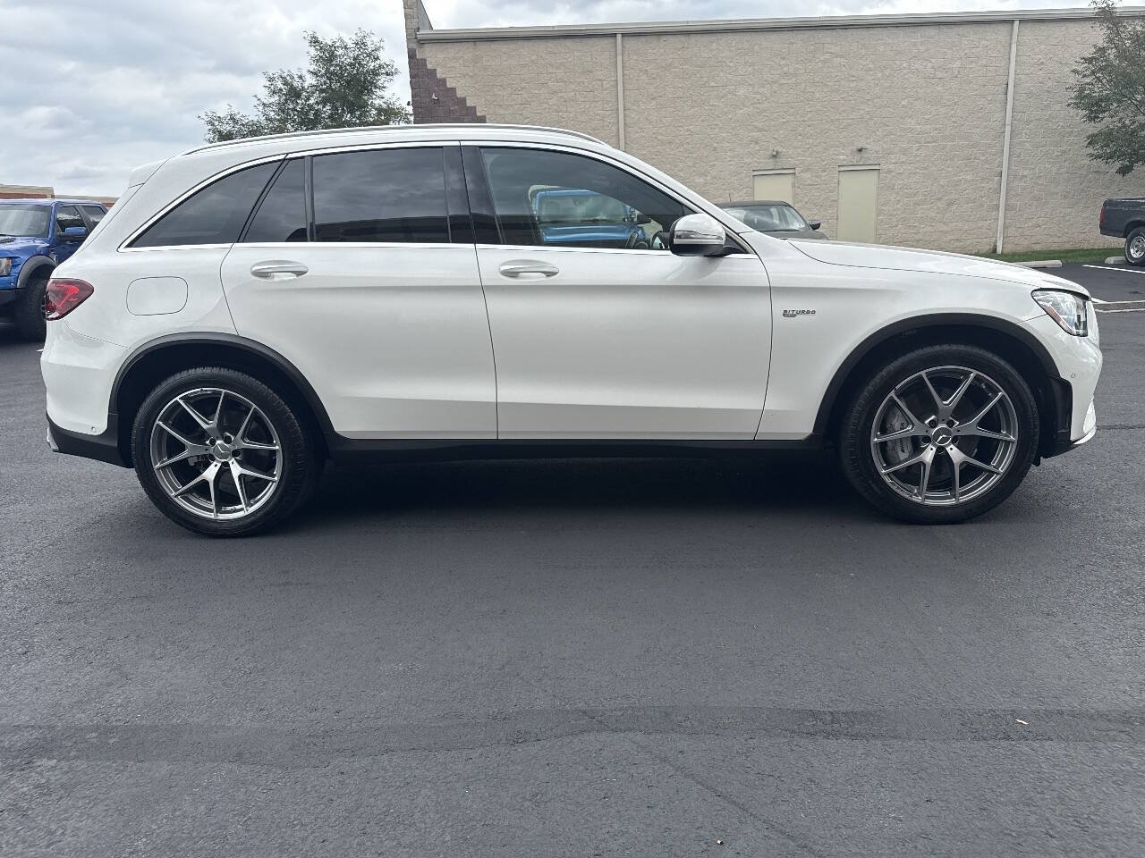 Used 2022 Mercedes-Benz GLC 43 AMG 4MATIC image 8
