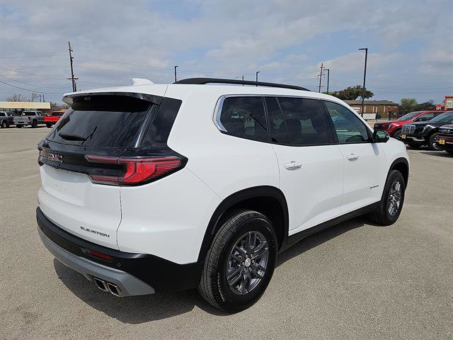 Used 2026 GMC Acadia Elevation FWD image 5