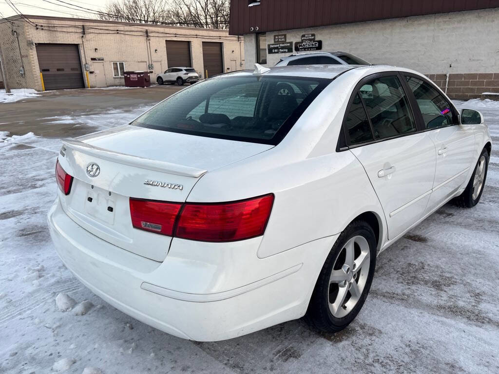 Used 2010 Hyundai Sonata SE image 7