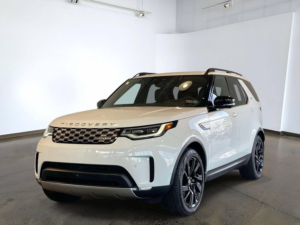Used 2025 Land Rover Discovery S AWD/4WD image 1