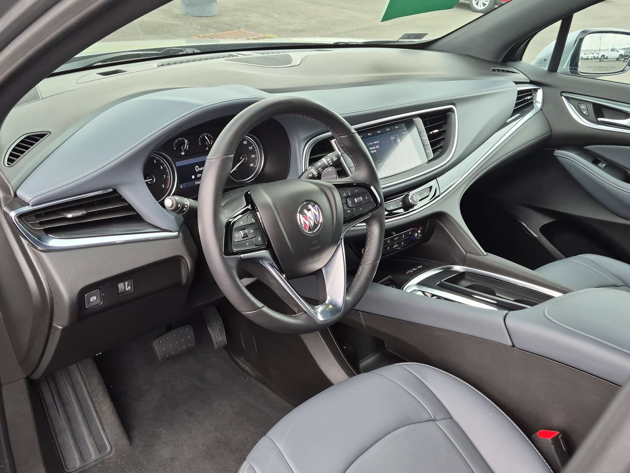 Certified 2023 Buick Enclave Essence AWD/4WD image 9