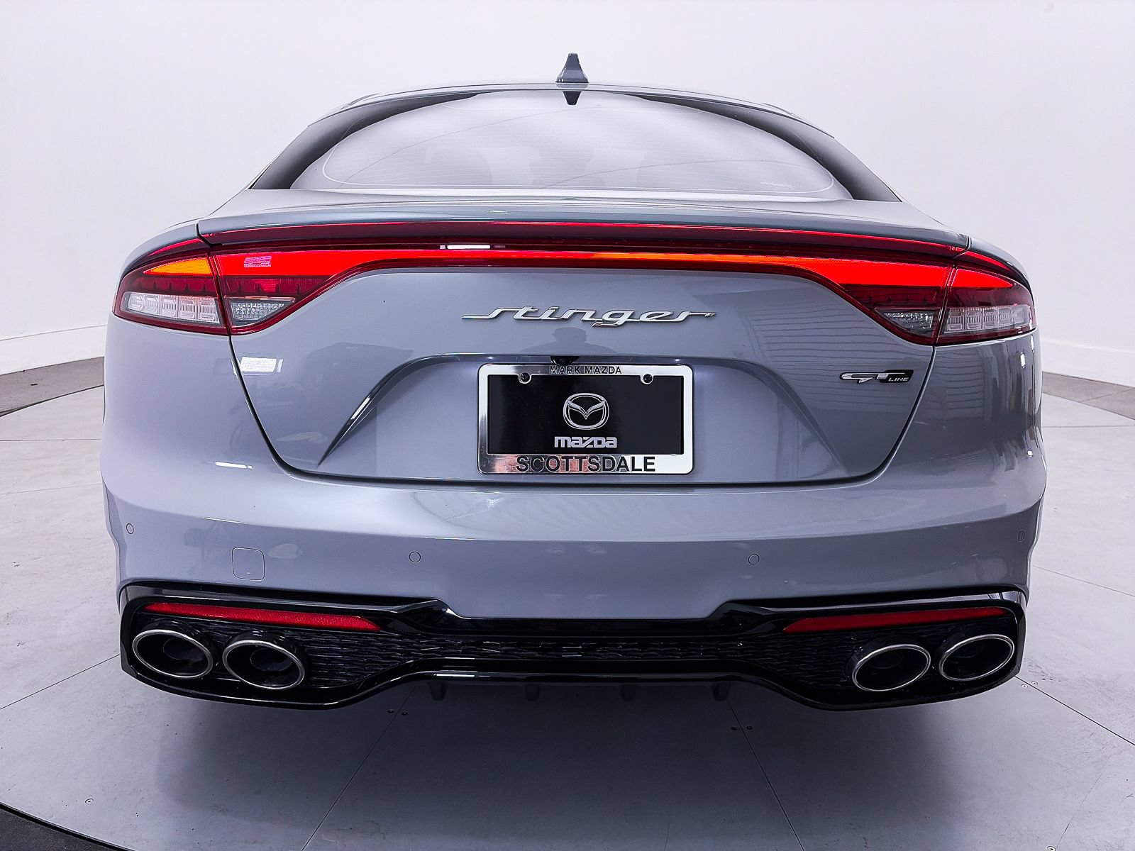Used 2022 Kia Stinger GT-Line RWD image 13