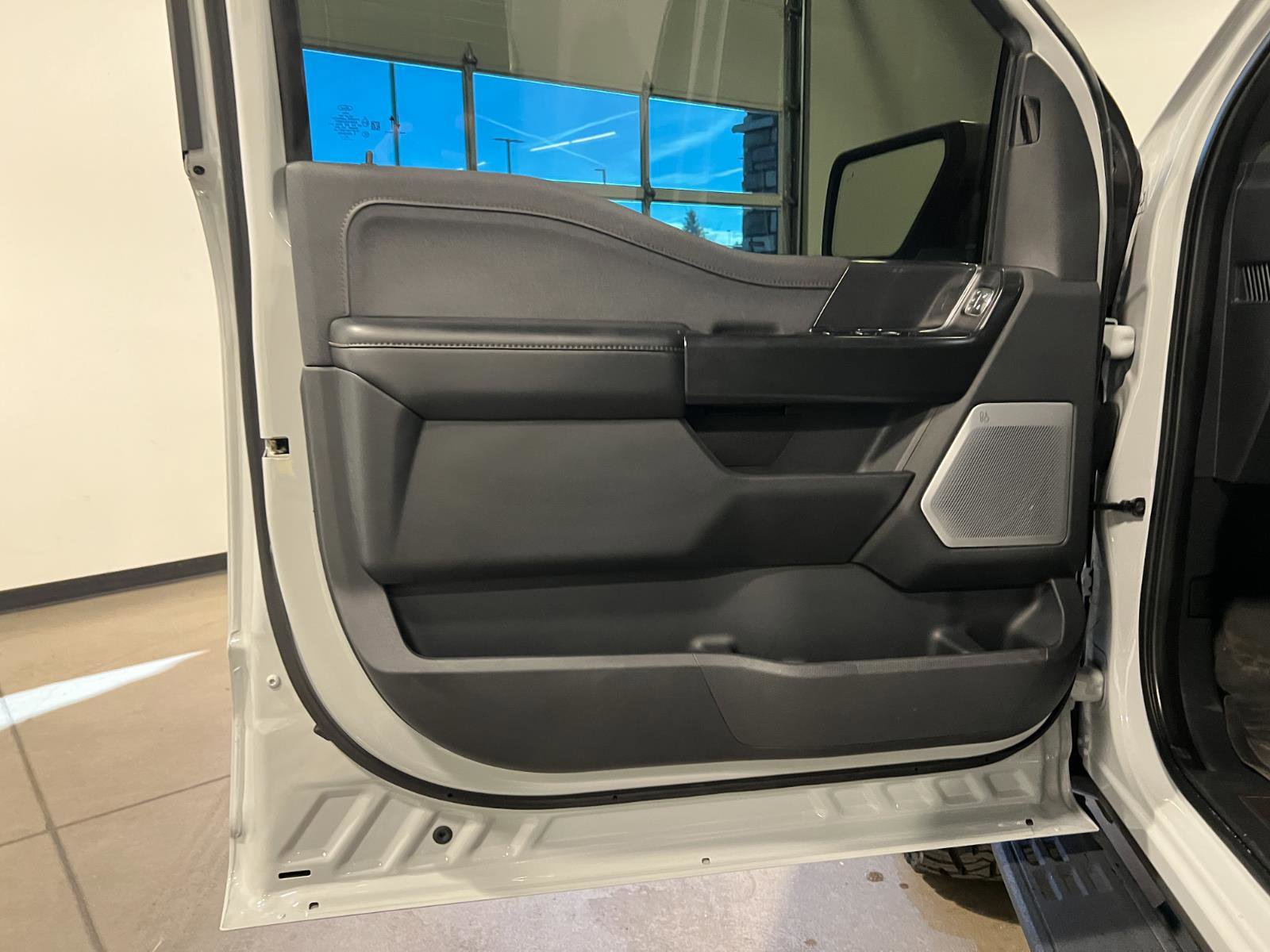 Used 2023 Ford F150 Raptor image 27