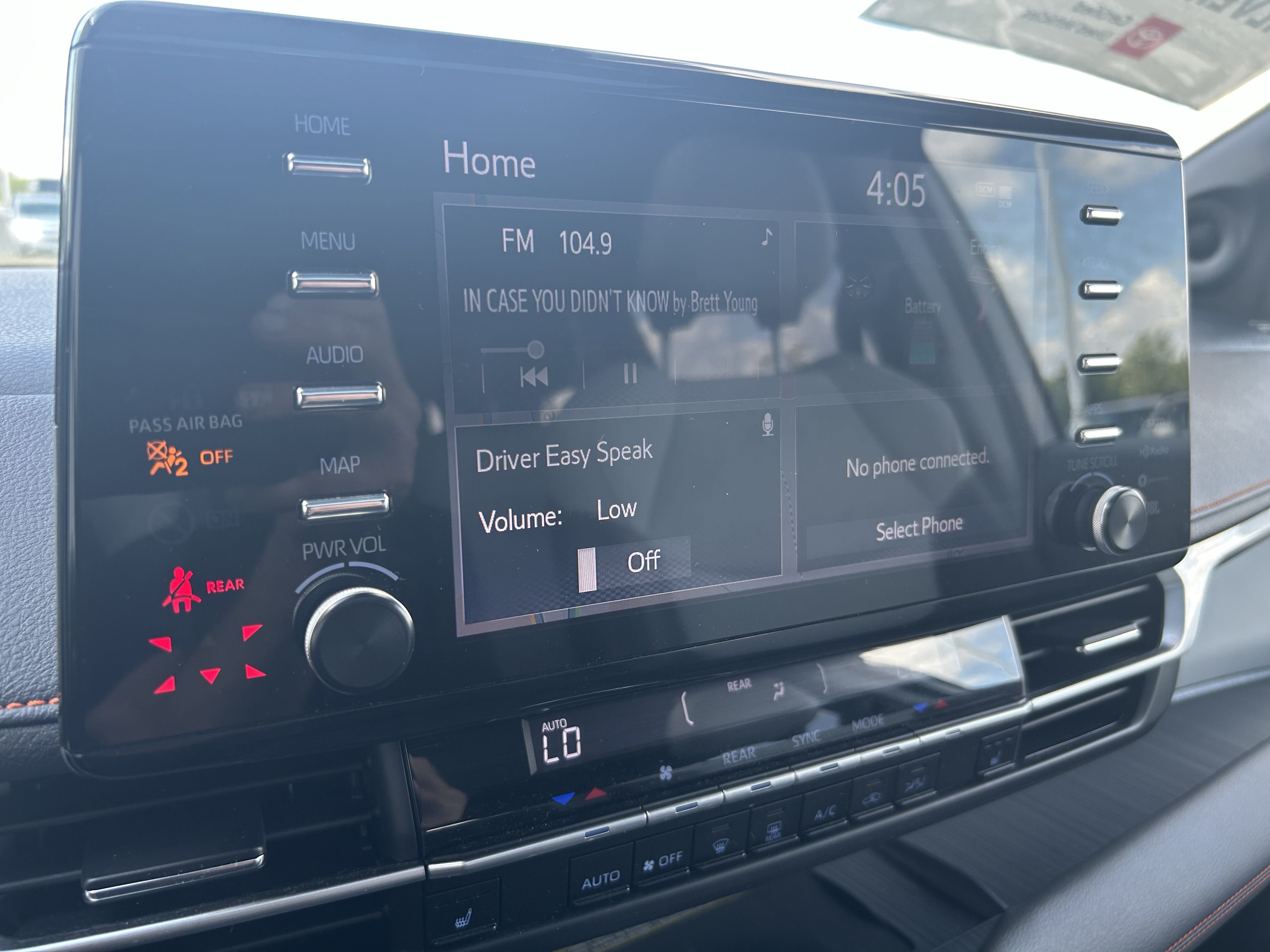 Certified 2022 Toyota Sienna XSE w/ XSE Plus Package FWD image 29