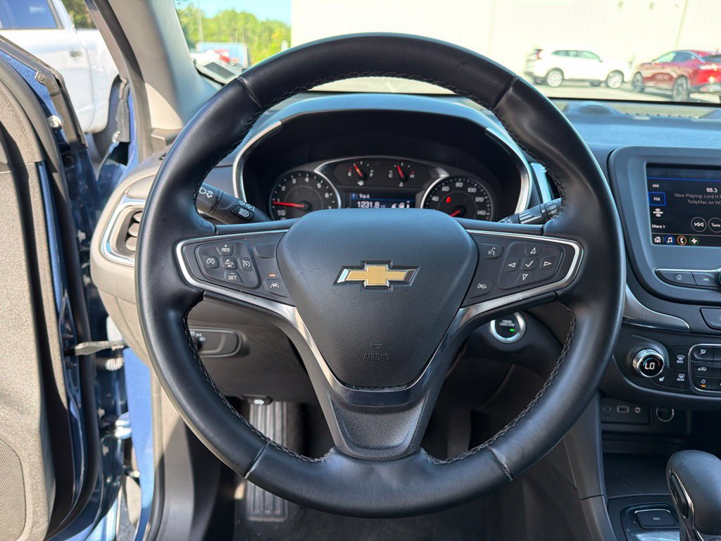 Used 2024 Chevrolet Equinox LT AWD/4WD image 16