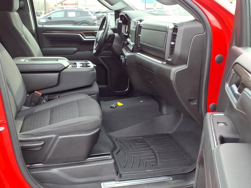 Certified 2022 Chevrolet Silverado 1500 LT image 4