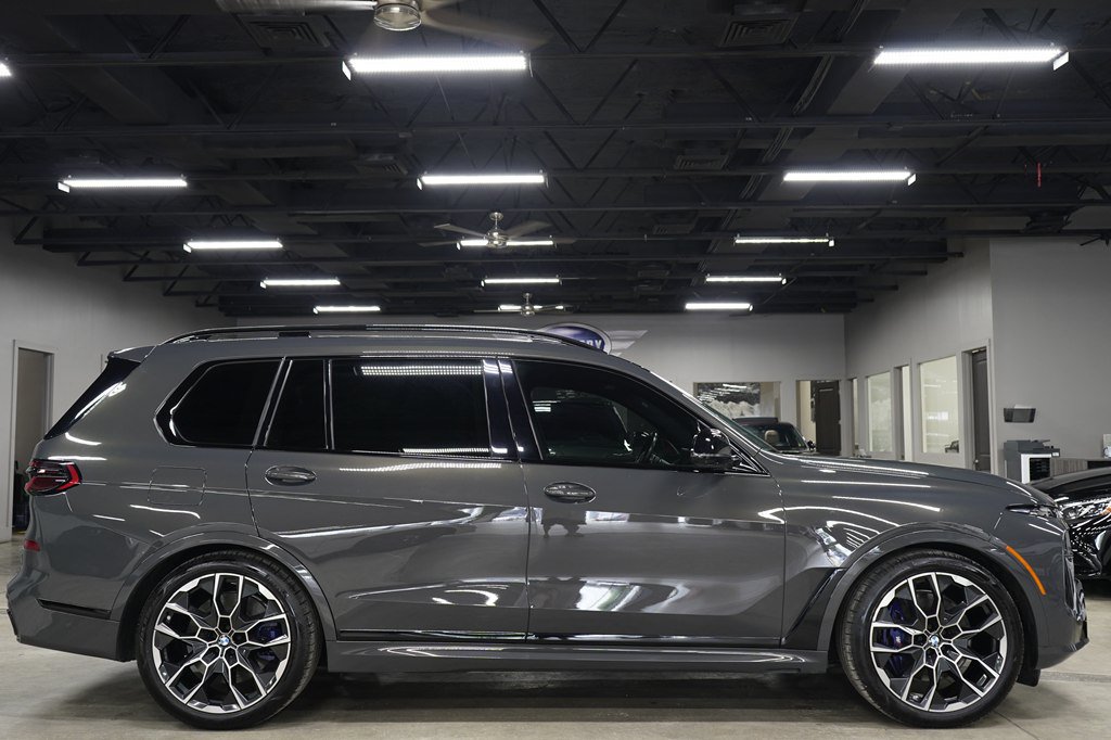 Used 2023 BMW X7 M60i w/ Executive Package AWD/4WD image 6