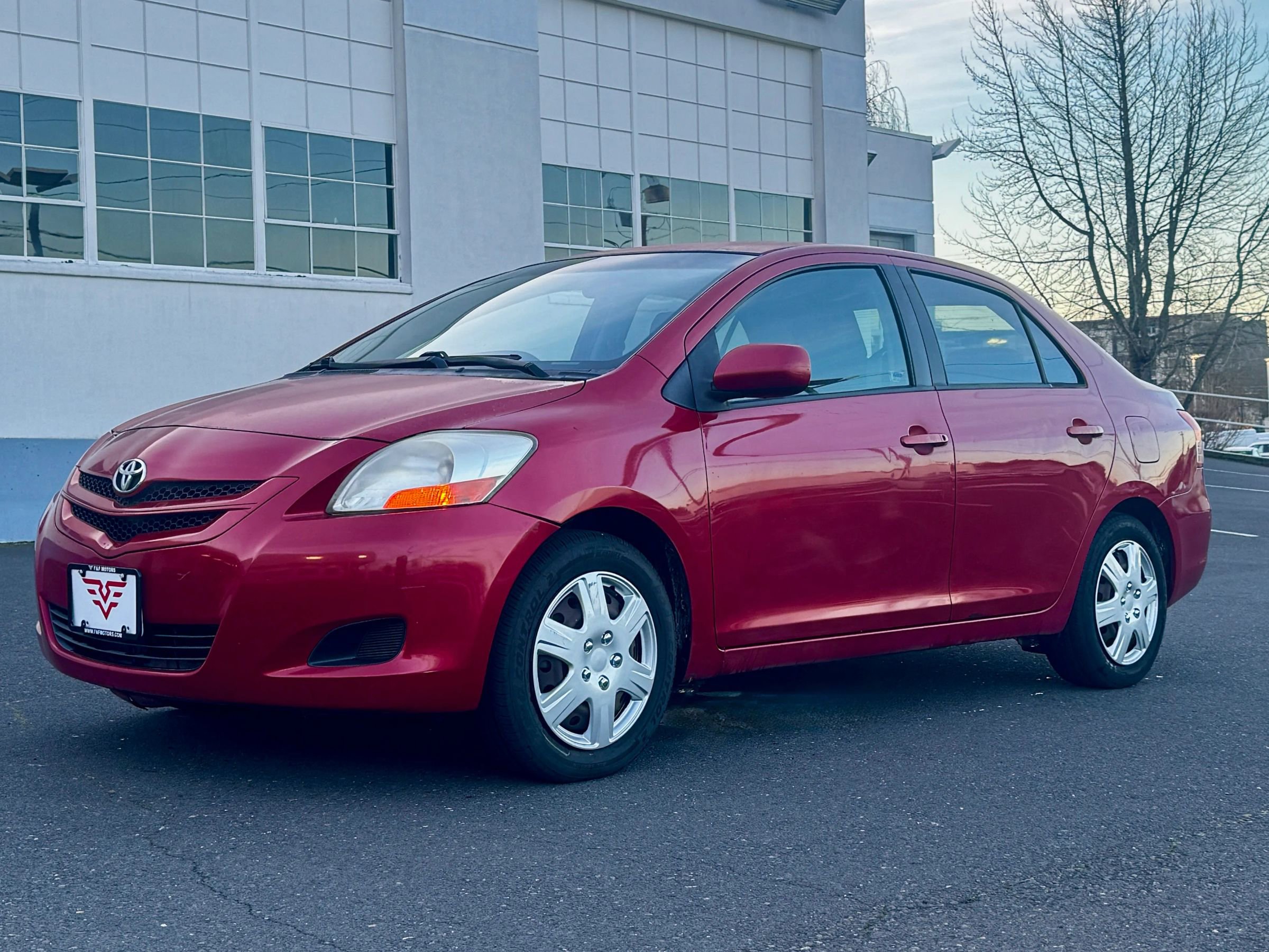 Used 2007 Toyota Yaris S image 2