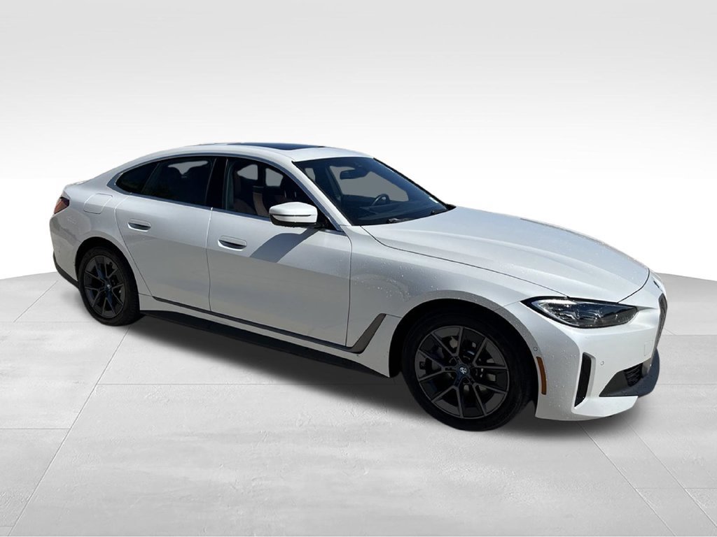 Used 2024 BMW i4 eDrive40 w/ Premium Package RWD image 5