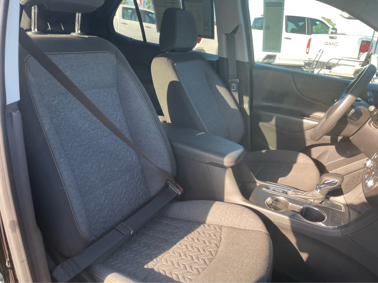 Used 2022 Chevrolet Equinox LT AWD/4WD image 26