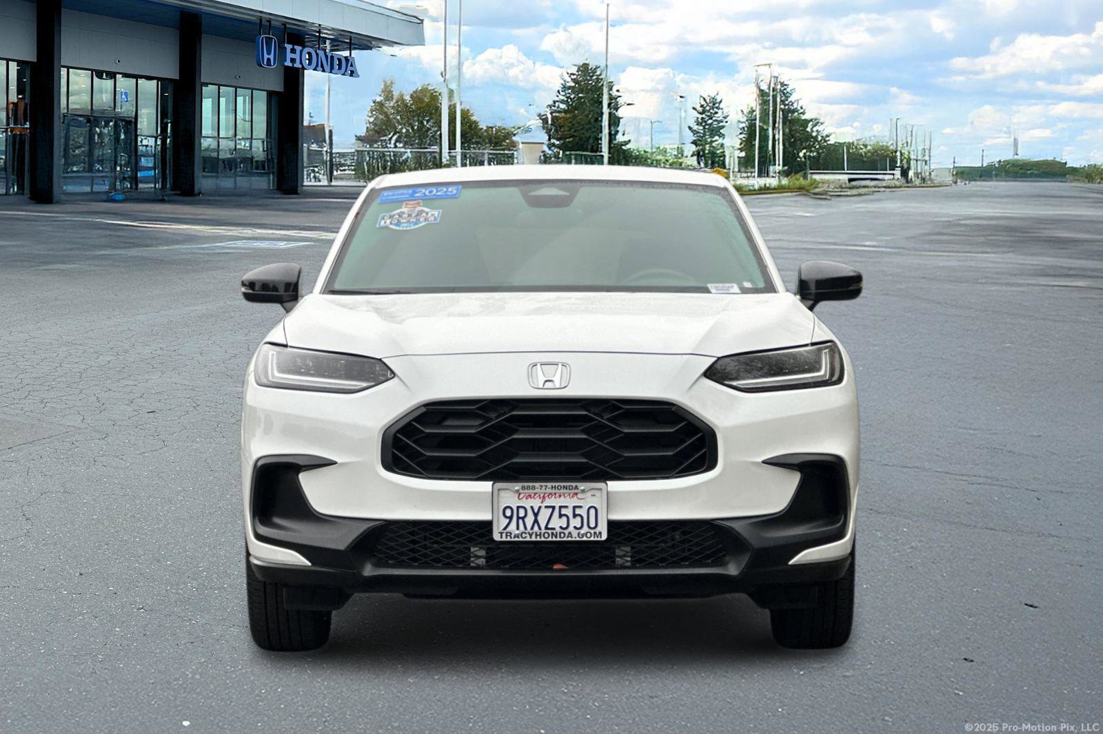 Certified 2025 Honda HR-V Sport image 14