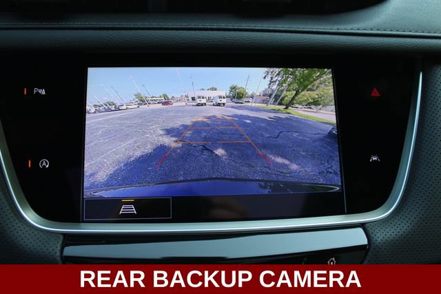 Used 2025 Cadillac XT6 Luxury AWD/4WD image 6