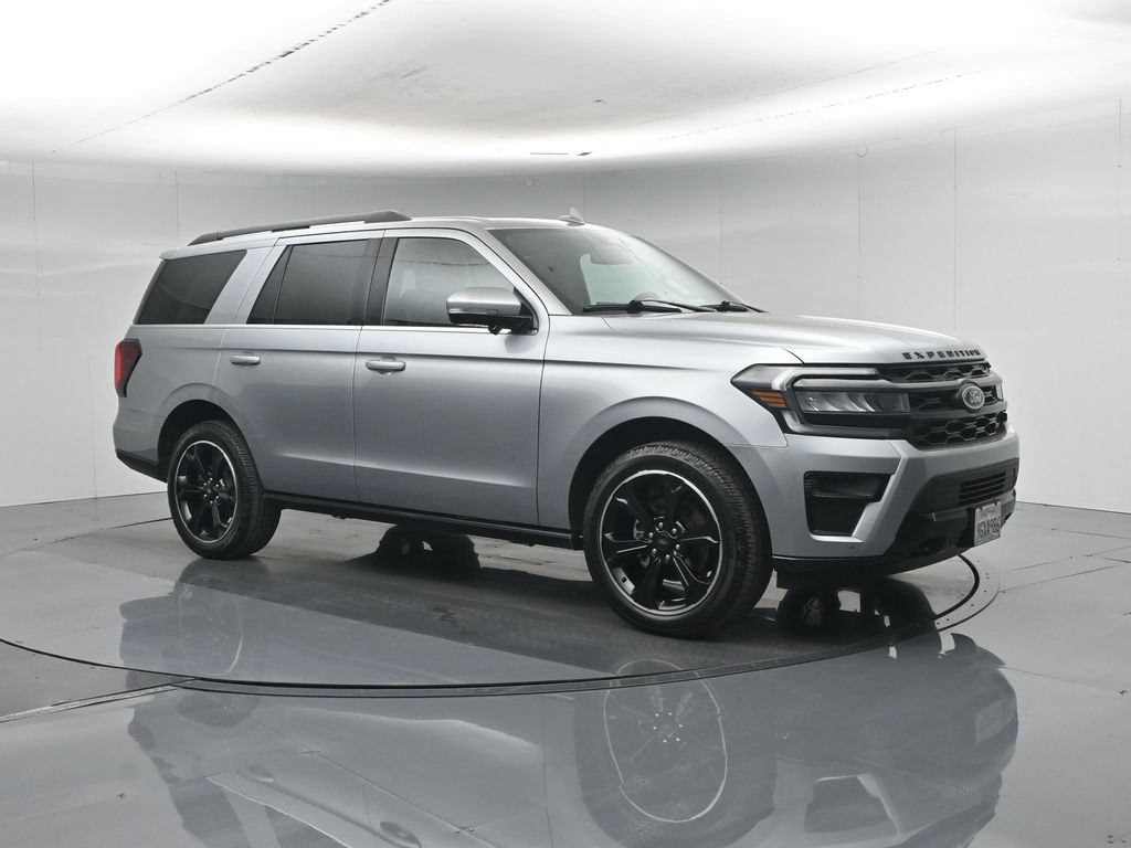 Certified 2023 Ford Expedition Limited AWD/4WD image 7