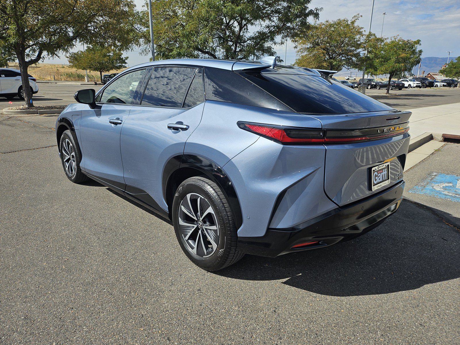 Used 2023 Lexus RZ 450e Premium w/ Technology Package AWD/4WD image 8