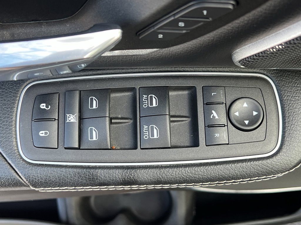 Used 2023 RAM 1500 Laramie image 14